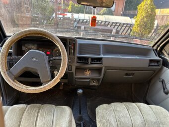 Ford ESCORT 1.3 1981 - 8