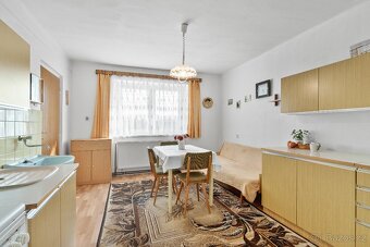 Prodej rodinného domu 4+1 s garáží a zahrádkou, Kosmonosy - 8