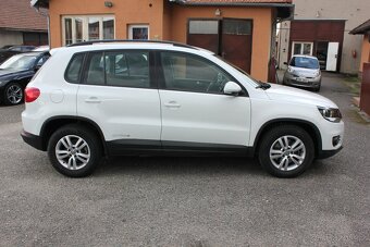 Volkswagen Tiguan 2.0 TDI, manuál, SERVIS - 8