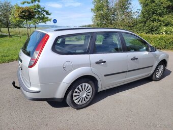Prodám Ford Focus 1.6TDCI 66Kw r.v.2005 tažné zařízení - 8