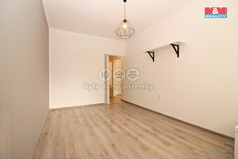 Pronájem bytu 2+kk, 41 m², Cvikov, ul. Vančurova - 8