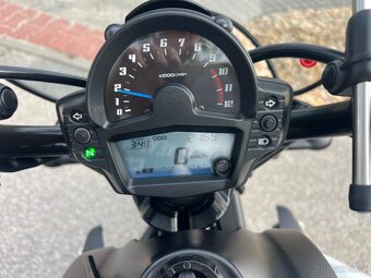 Kawasaki Vulcan S 2.170 km - 8