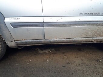 Jeep Cherokee 2.8 CRD - 8