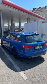 Audi S4 B7 - 8