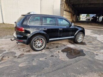 Volkswagen Touareg edice King Kong rok: 2005, 5.0tdi, - 8