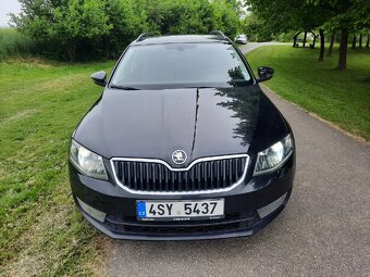 Škoda octavia kombi 2,0tdi 110kw r.v 2015 výbava - 8