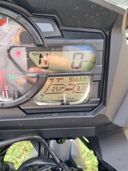 Suzuki dl 650 V strom XT - 8