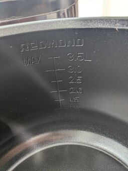 Multifunkční americký hrnec Redmond SkyCooker M800S - 8