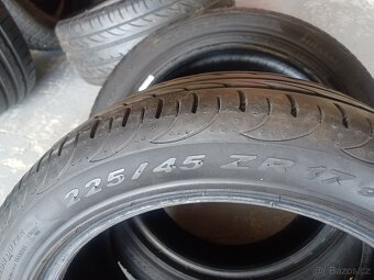 225/45/17 Pirelli P Zero nero 4 kusy 6.5mm 7mm - 8