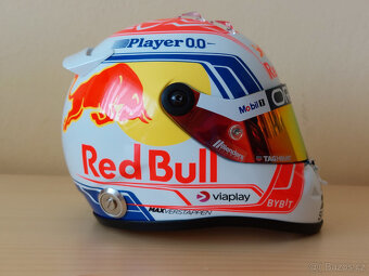 Predám Max Verstappen 2023 Red Bull F1 mini helma 1:2 - 8