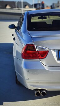 BMW E90 2.0i 2007 - 8