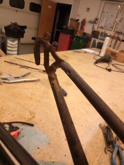 Prodám celoodpružený rám - 8