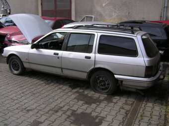 Ford Sierra - použité náhradní díly z tohoto vozu - 8