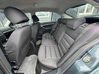 Škoda Octavia 1,9 (2006) - 8
