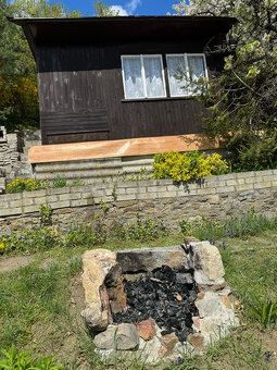Zahrada s chatkou pod Vyšehradem v Českém Krumlově - 8