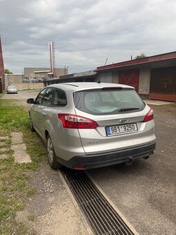 Ford Focus - 8