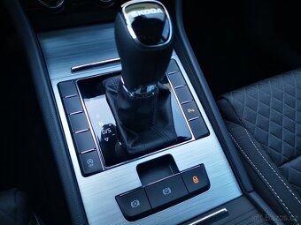 ŠKODA Superb 2.0TDI 110kW DSG Ambition Combi Záruka 5 let ČR - 8