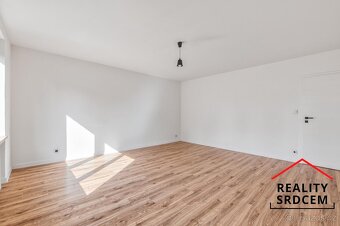 Pronájem zrekonstruovaného bytu 3+1 s lodžií, 73 m2, ul. Jiř - 8