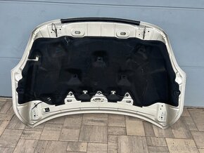 kapota Volvo V40 2012 - 2019 - 8