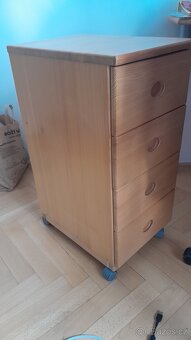 Dřevěný kontejner ke stolu - 8