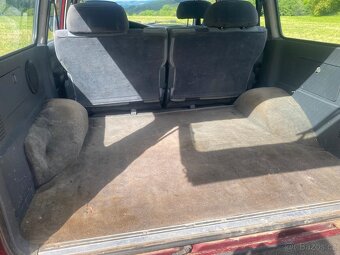TOYOTA LAND CRUISER 80 - 8