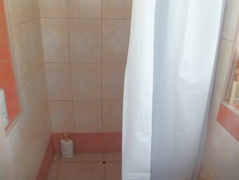 Pronájem bytu 1+1 s vl. vytápěním, ca 30 m2, v centru LBC - 8