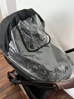 Celý komplet kočárku Cybex Priam - 8
