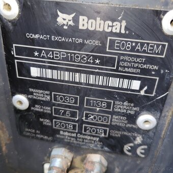 Bobcat E08 - 8