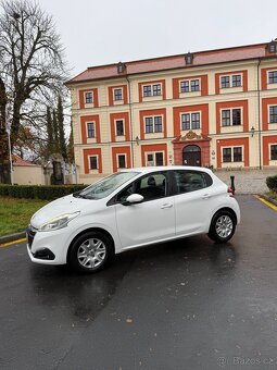 Peugeot 208 1,2 i , auta na splátky bez registru - 8