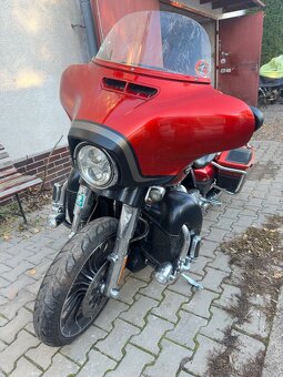 Harley Davidson street glide CVO - 8