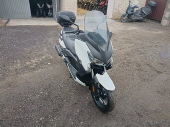 Yamaha x max 125i ABS rv. 2017 Cz doklady v ceně - 8