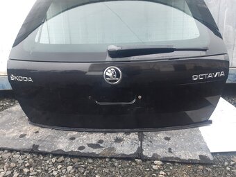 Páté dveře Škoda Octavia 3 kombi - 8