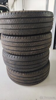 Jako nové 215/65/15C Continental Van Contact, 1022, 8.0mm. - 8