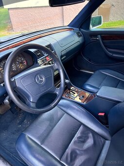 Mercedes-Benz W202 C240 V6 - 8