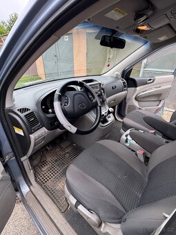Kia carnival 2,9crdi - 8
