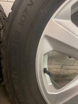 5x108 R18 7,5J ET55 Ford + 235/60 R18 - 8