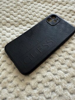 Prodám Apple iPhone 11 - 8