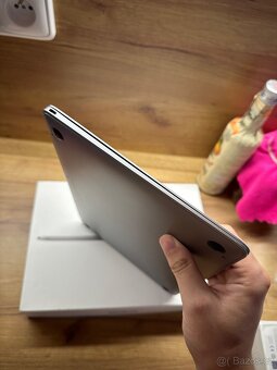 Macbook 12" , 2017 , 8/256 GB - 8
