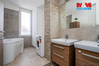 Pronájem bytu 3+1, 105 m², Praha 7, ul. Veletržní - 8