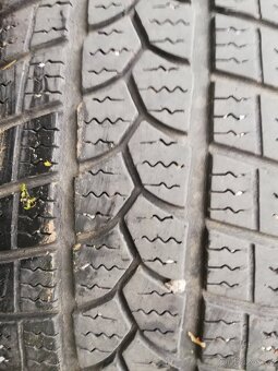 Prodám zimní gumy - 8