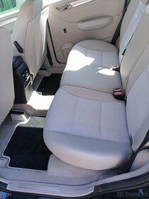 Mercedes Benz B - 8