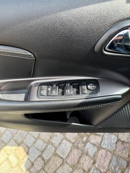 Fiat Freemont,125 kw  JTD,4 x 4 ,7 míst, r.v.2015, 140219 km - 8