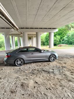 Mercedes benz E500 cupe 300kw RV.2017 C207 - 8