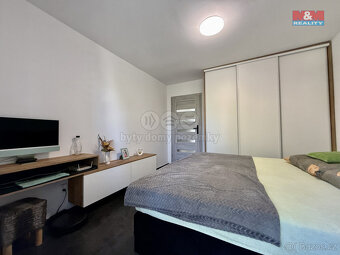 Prodej bytu 3+1, 57 m², Karviná, ul. tř. Těreškovové - 8