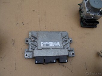 Díly 1. Dacia Sandero 1.2 16v 55kw model 2008-2012 - 8