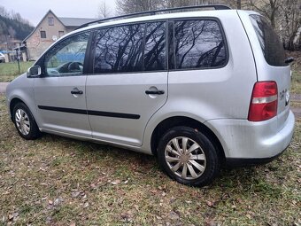 Vw touran 1.6mpi 75kw benzín - 8