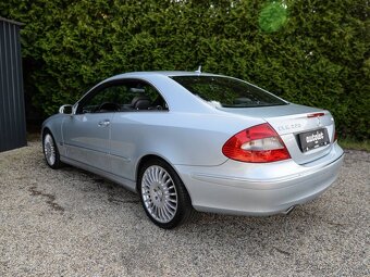 Mercedes-Benz CLK 220 CDI AVANTGARDE - 8