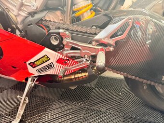 Ducati Panigale V4 - 8