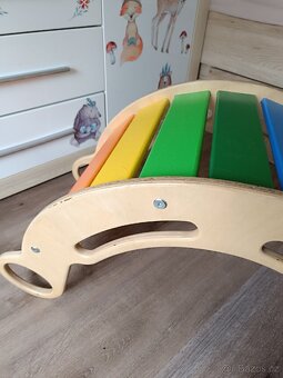 Duhová dřevěná houpačka Swing - 8