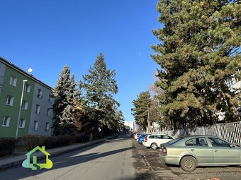 Pronájem kanceláře 103m2, Praha - Čakovice, ev.č. 00721-2 - 8